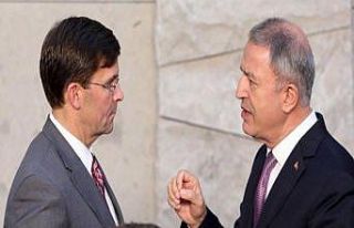 Akar, ABD Savunma Bakanı Esper ile telefonda görüştü