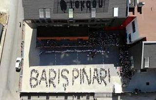 Öğrencilerden ’Barış Pınarı’ koreografisi