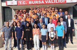 Öğretmenler kurtarma ekibi kurdu