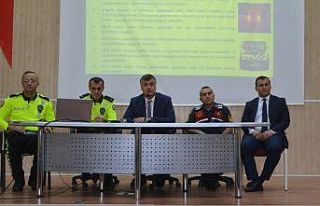 ’Okul Servis Sürücüsü Bilgilendirme Toplantısı’...