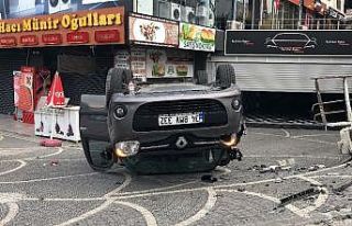 (ÖZEL) Beylikdüzü’nde iki aracın karıştığı...