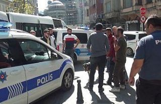 (Özel) Sokak köpeği yüzünden çıkan tartışmada...