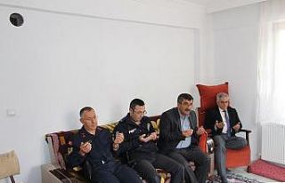 Protokolden şehit ailesine ziyaret