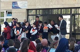 PTSO’dan bin öğrenciye kırtasiye yardımı