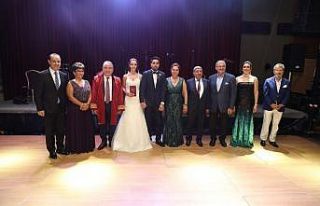 Sabah ailesinin mutlu günü