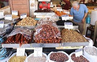 Şanlıurfa’da kışlık kuru yemişler görücüye...