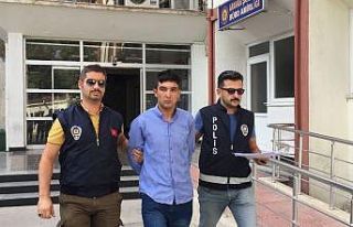 Sevgilisinin yanına gitmek için cep telefonu çaldı