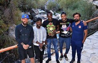 Sivasspor stres attı