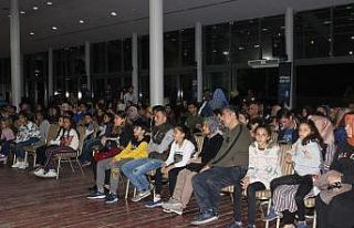 Süper Ay’a bakmak için 7’den 70’e herkes sıraya...