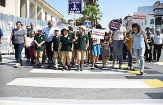 Tarsus’ta 3 boyutlu yaya geçidi uygulaması başlatıldı