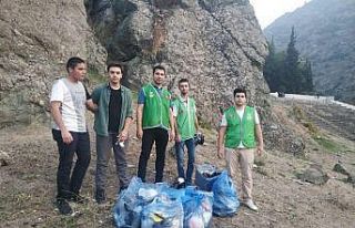 Temiz bir geleceğe el uzattılar