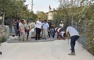 Toroslar’da yol yapım çalışmaları hız kazandı