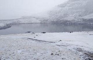 Trabzon ve Gümüşhane’nin yüksek kesimlerde kar...