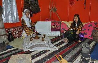 TÜBİTAK 4006 Bilim Fuarı’nda 30 proje çalışması...