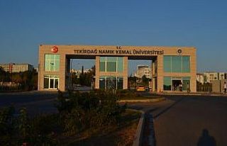 Üniversitenin depremde hasar gören binası boşaltıldı