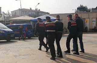 Uyuşturucu ile yakalandılar serbest kaldılar