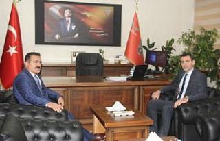 Vali Akbıyık’tan Emniyet Müdürü Aydın’a...