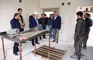 Vali Mustafa Masatlı, yapımı devam eden kamuya...