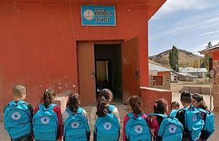 VEGA Okullarından Ağrılı öğrencilere yardım...