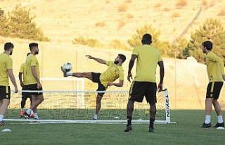 Yeni Malatyaspor, Denizlispor müsabakasından galibiyet...