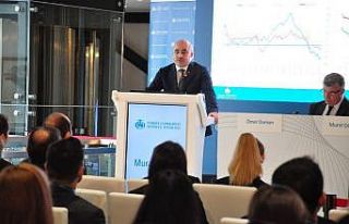 Yılsonu enflasyon tahmini düşürüldü