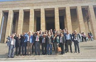 Yörükler Anıtkabir’den Mehmetçiğe asker selamı...