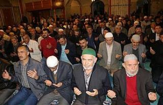 Yozgat’ta camilerde Mehmetçik için Fetih Suresi...