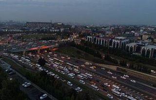 15 Temmuz Şehitler Köprüsü’nde trafik yoğunluğu...