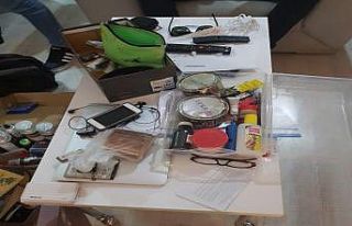 16 ayrı suçtan aranan şahıs ATM tuzaklarken yakalandı