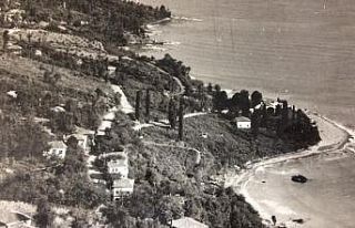 190 yıllık Müslüman mezarlığına gökdelen dikilmiş