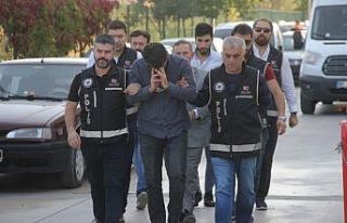 Adana’da FETÖ operasyonunda 2 kişi tutuklandı