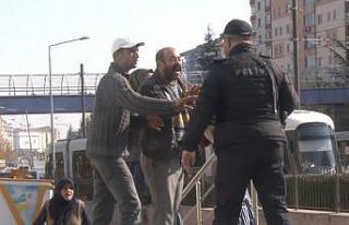 Adliye önünde gerginlik