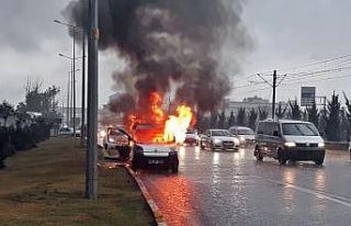Alev topuna dönen araçtaki patlamalar korkuttu