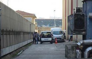 Anıtkabir’de slogan atan gençlere küfür eden...