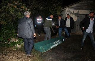 Antalya’da  kadın cinayeti: 1 ölü, 2 yaralı