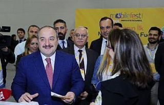 Bakan Varank: "Mobil uygulamaları indirme ve...