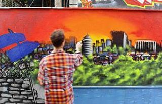 Başkent duvarları rengarenk