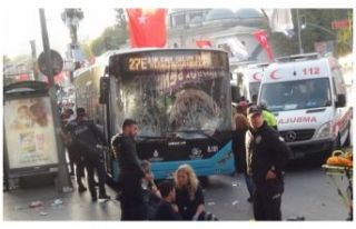 Beşiktaş’ta durağa dalan halk otobüsü şoförü...