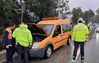 Çakarlı araçlara ceza yağdı