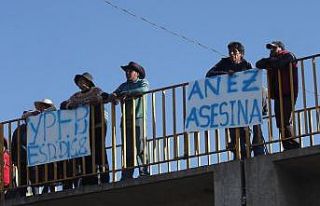 Eylemcilerden geçici devlet başkanı Anez’e 48...