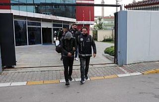 FETÖ operasyonunda 2 kişi tutuklandı