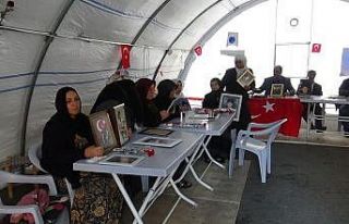 HDP önündeki ailelerin evlat nöbeti 78’inci günde