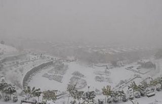 İran’da kış kendisini gösterdi