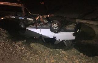 Kazayı kimseye haber vermeyen sürücü ve yolcu...