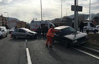 Kızılcahamam ilçesi hastane kavşağında trafik...