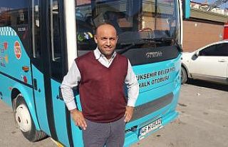 Otobüsünde havale geçiren çocuğu hastaneye yetiştirdi