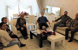 Böbrek hastasına yardım eli asker arkadaşının...