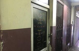 Karaköy’de başörtülü kıza saldıran kadının...