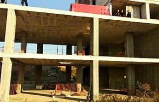 Parasızlıktan intihara kalkıştı, para saçtı