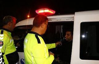 Polisten kaçmak isteyen sürücü 134 promil alkollü...